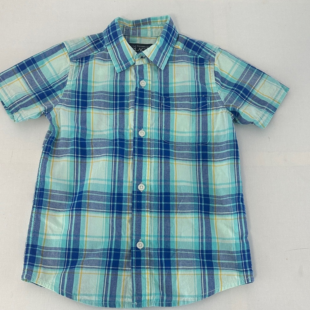 Bundle of 2' Striped and Plaid Short Sleeve Shirts 5T - Picture 4 of 5